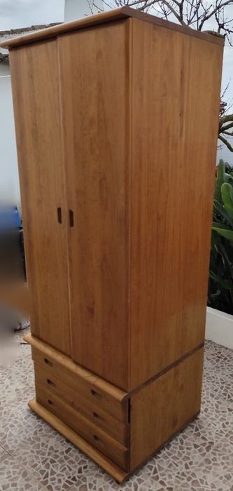 Pequeno Guarda Fatos da marca Harpa
