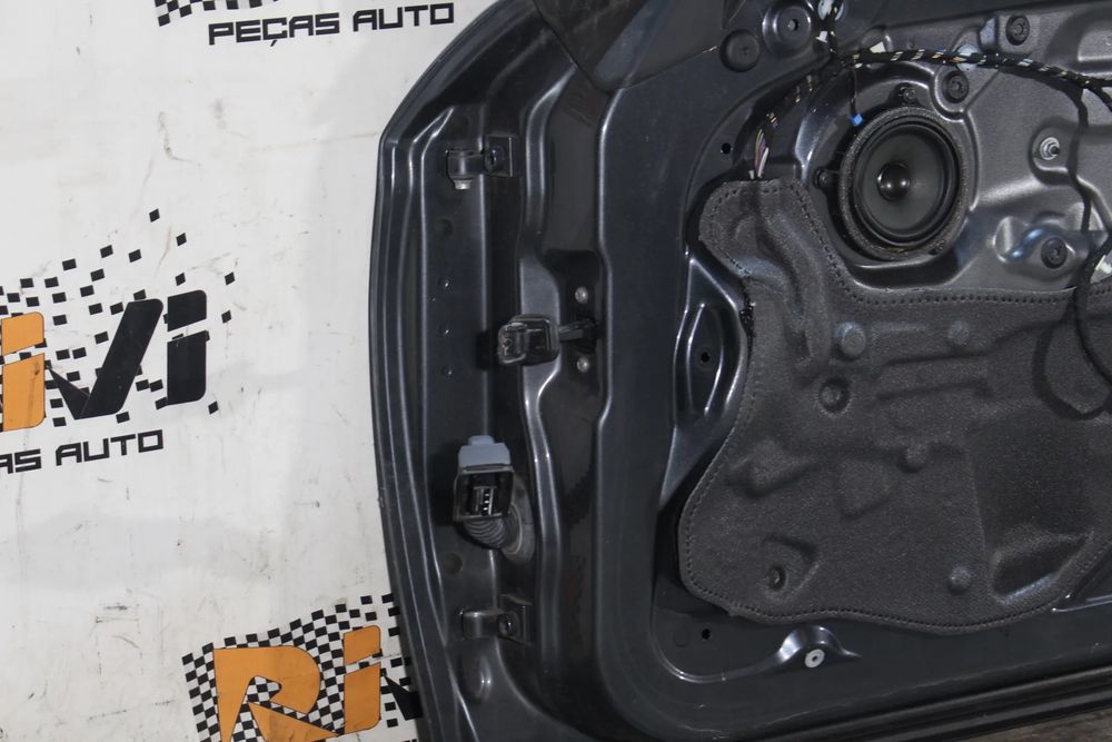 Porta frente direita BMW 2 Coupé (F22, F87)