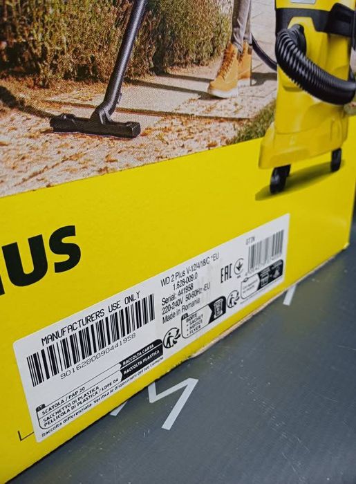 Пилосос KARCHER WD 2 plus V-12/4/18/C
