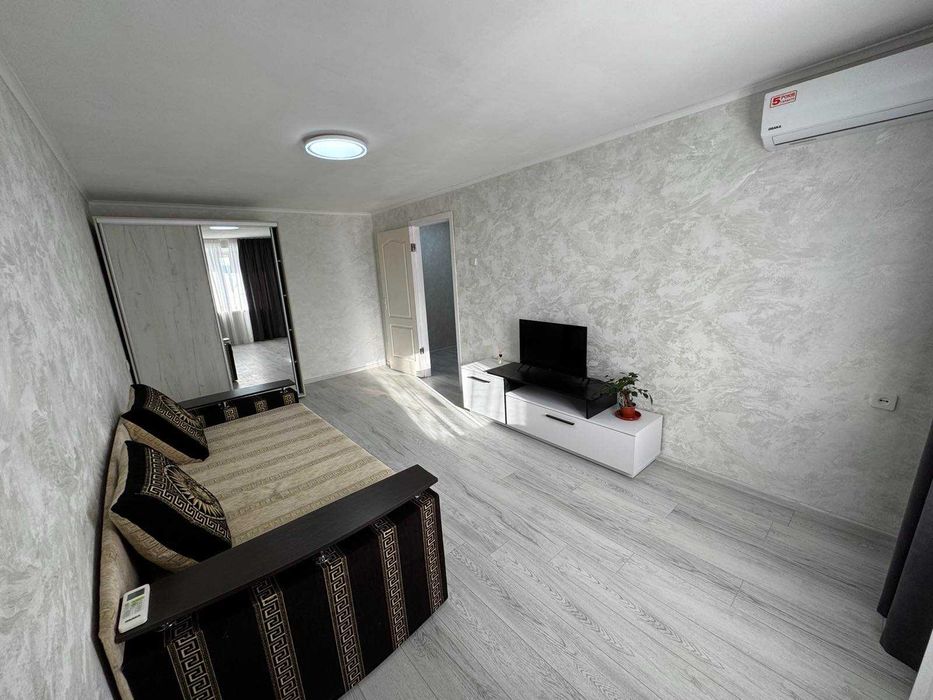 Здається світла та тепла однокімнатна квартира з чудовим розташуванням