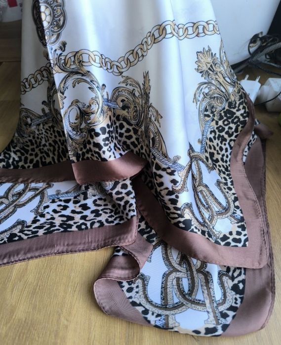 Nowa z jedwabiu jedwab Apaszka chusta 70 x 70