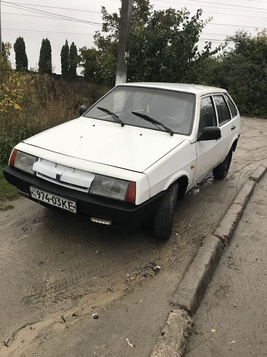 Продам ВАЗ 2109 спутник
