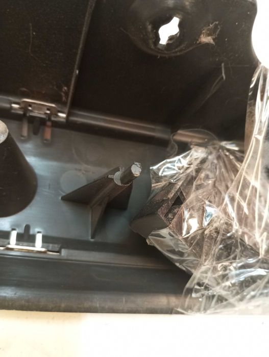 Soleira Interior da Mala Audi A4 B6 / B7 Avant – Ref: 8E9864483C