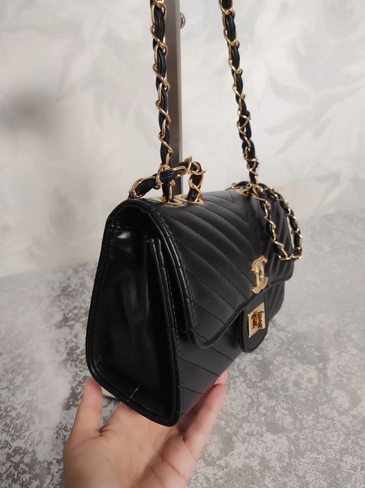 Mala preta corrente Registada (portes incluídos)