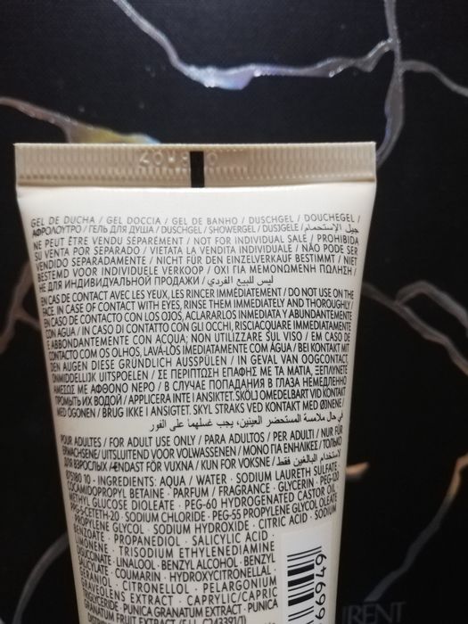 Libre perfumowany żel pod prysznic Yves Saint Laurent 50ml