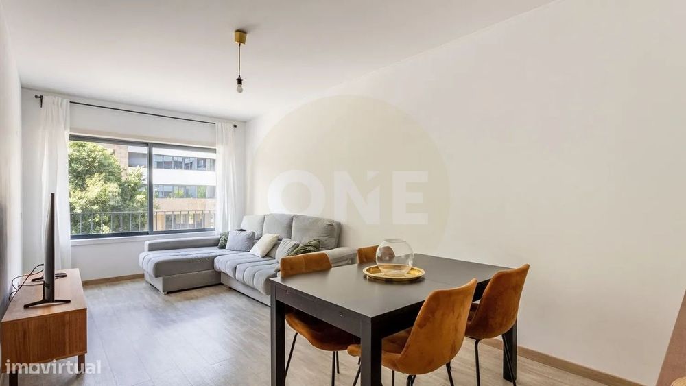 Apartamento T1 | Equipado  mobilado | Parqueamento | Parque das Nações