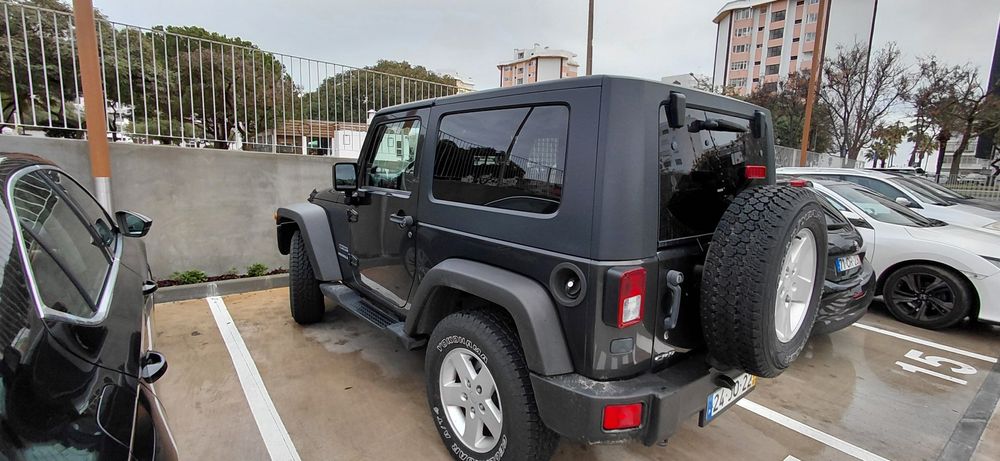 Jeep Wrangler 2.8 CRD com Pack Off-Road