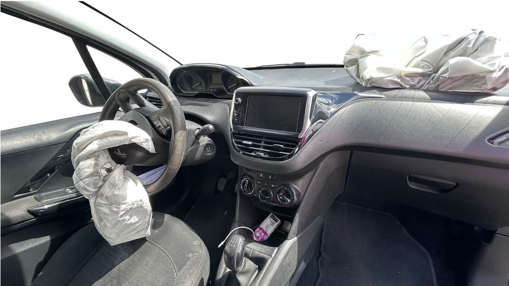 Peugeot 208 conercial 1.6 hdi- batido