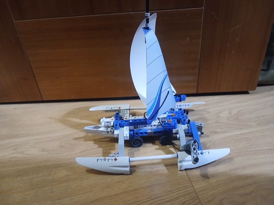 Lego catamarã + moto de água