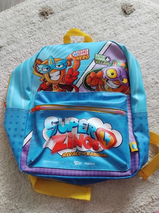 Plecak super zings z peleryną