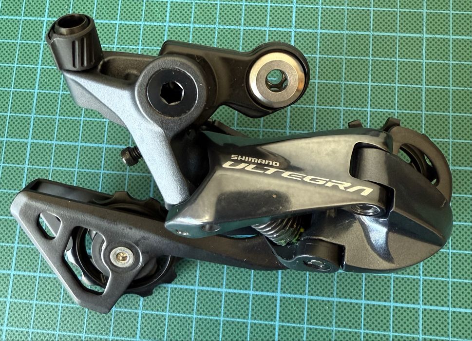 Desviador traseiro SHIMANO Ultegra R8000 GS Shadow RD 11V (Novo)