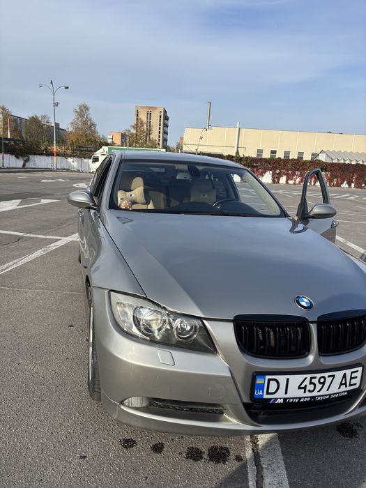 bmw e90 в хорошем состояние
