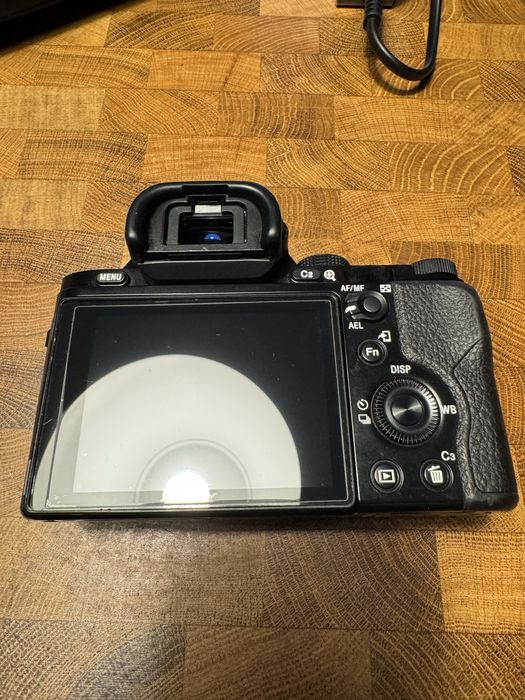 Sony A7 ILCE-7B A7m1