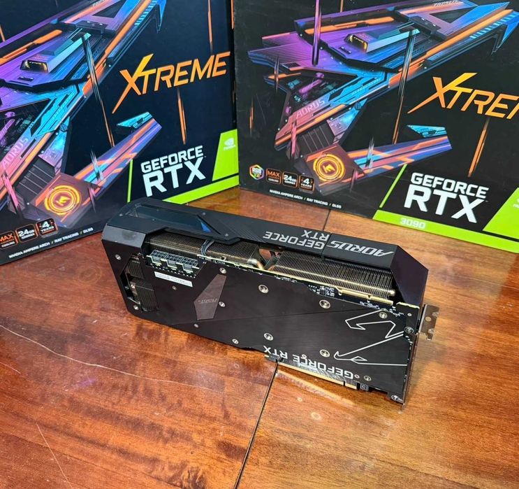 2шт! Видеокарты nvidia rtx 3090 24gb Aorus Xtreme Gigabyte