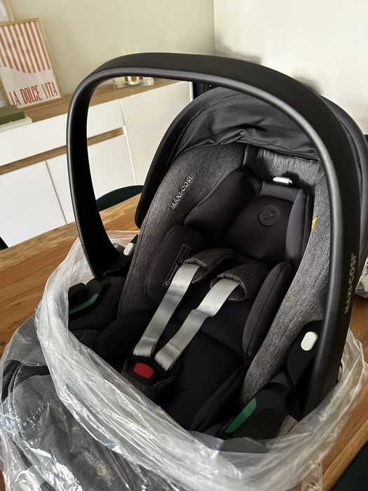 Maxi-Cosi Pebble 360 Pro + Base FamilyFix 360 + Adaptadores