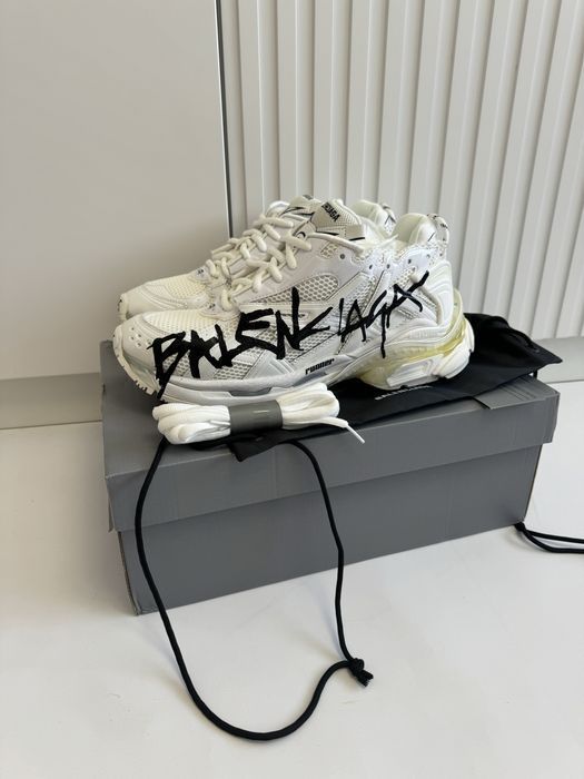 Кроссовки Balenciaga Runners white graffity  41 42 43 44 45