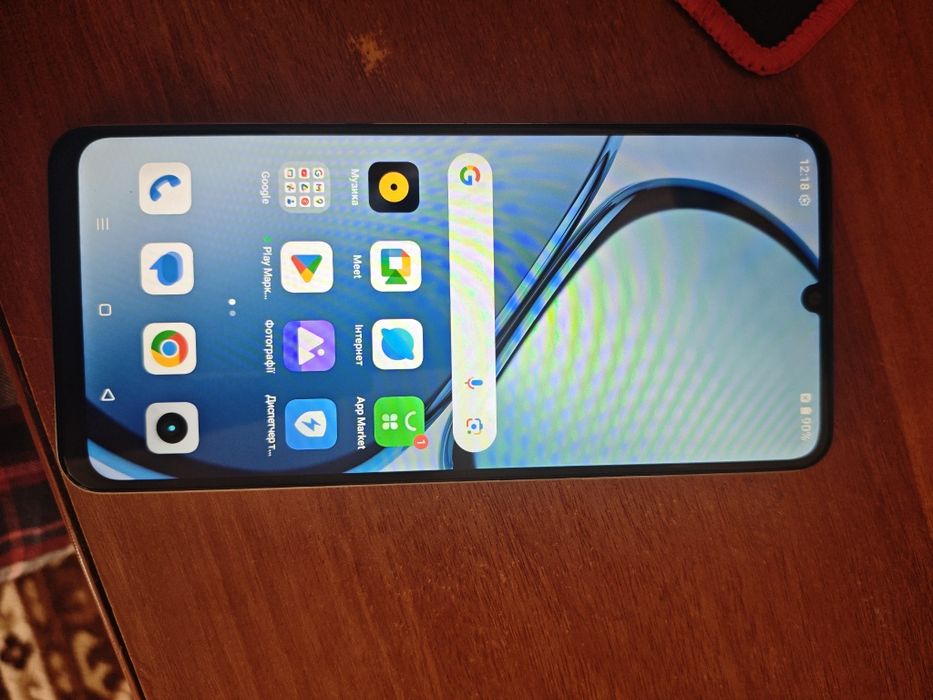 Телефон Realme c61