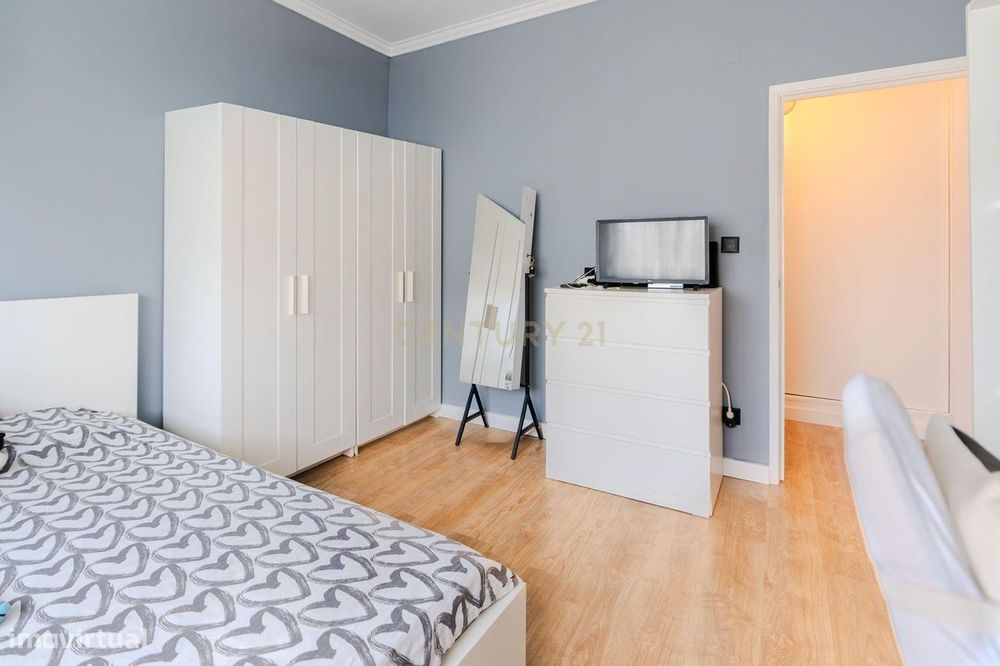 Apartamento T3 Totalmente Remodelado | 114 m² | Suite | Open Space | C