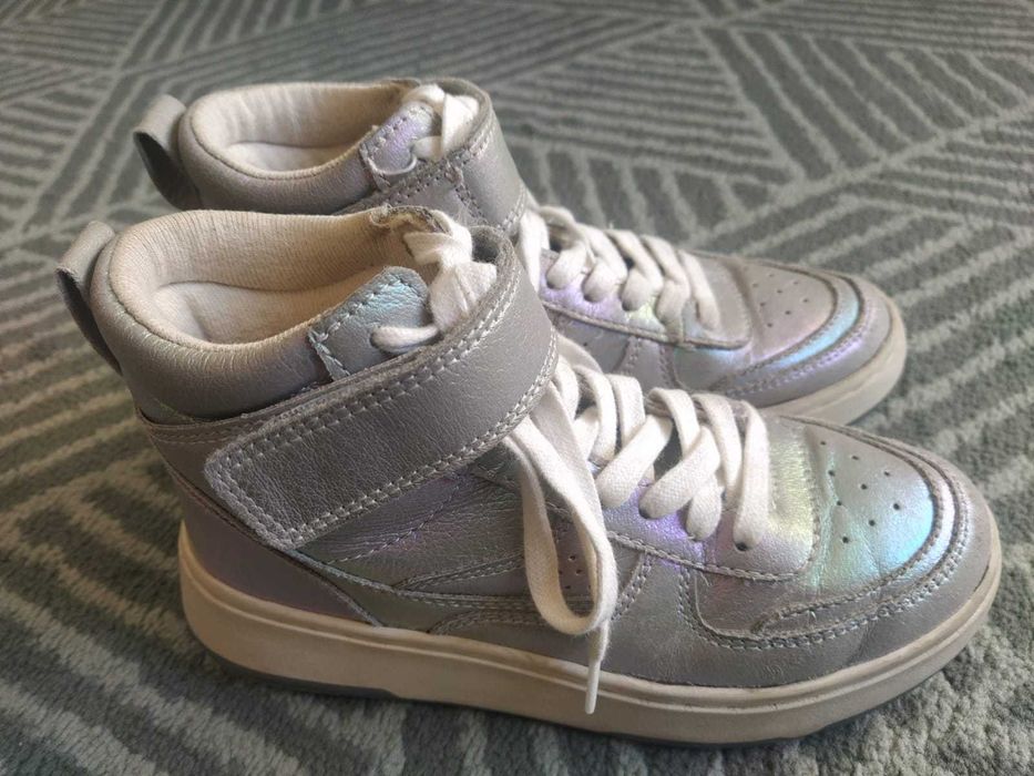 Ténis bota de menina tamanho 32 Zara