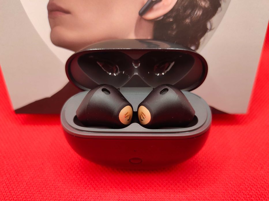 Наушники SoundPEATS Air3 Deluxe HS. Разборка, зарядный кейс, наушники ...