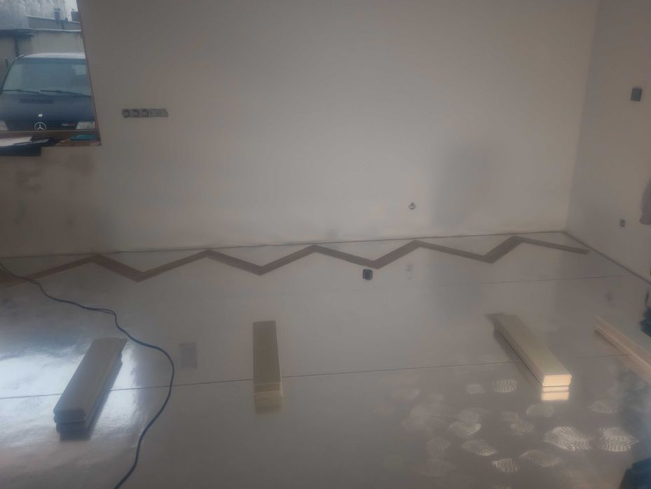 Montaż paneli podłogowych