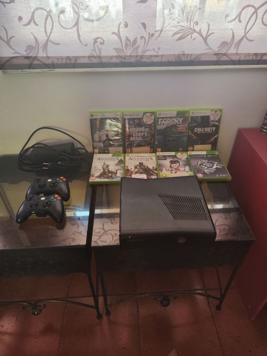 Vendo Xbox 360 e jogos