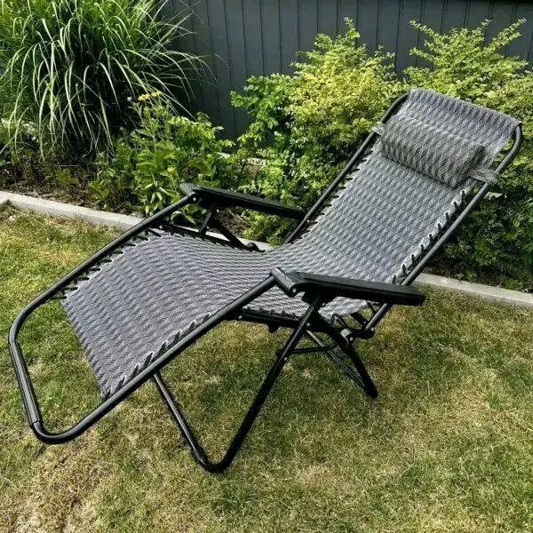 Садовое Кресло Шезлонг с подстакаником. Лежак розкладний пля