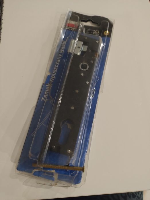 Zamek wpuszczany wąski uniwersalny zamek bębenkowy