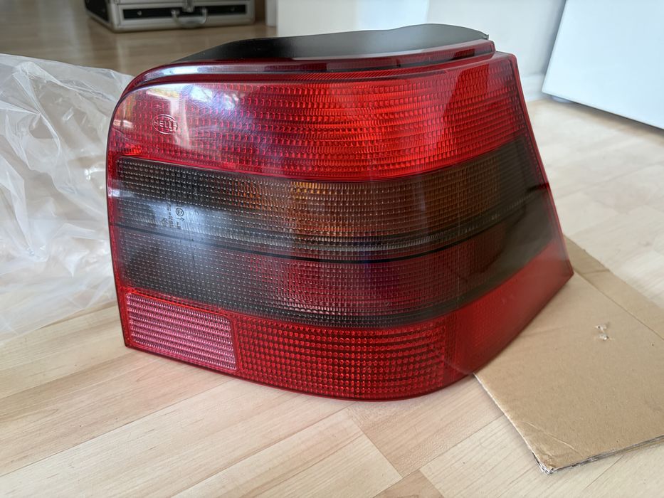 Lampy tył golf 4