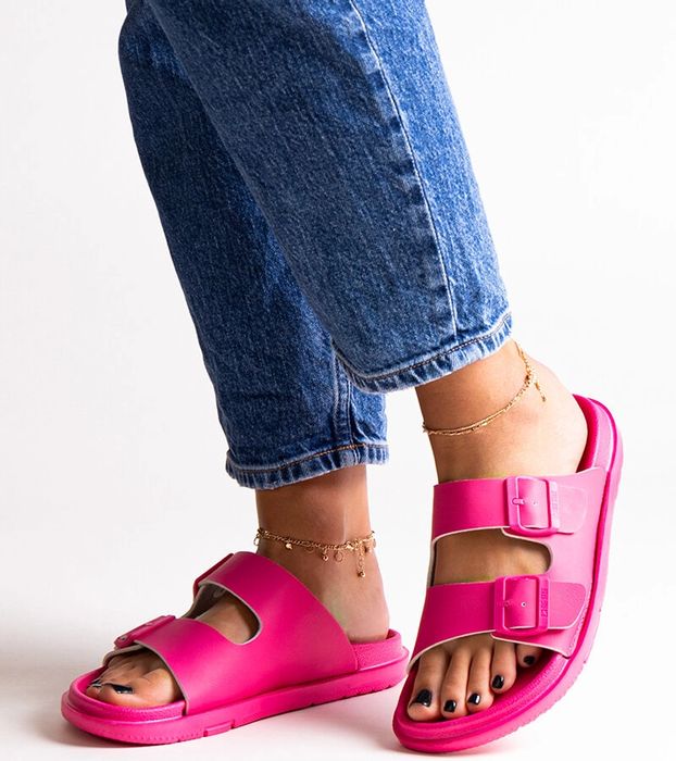 Ciemnoróżowe klapki Big Star NN274A754