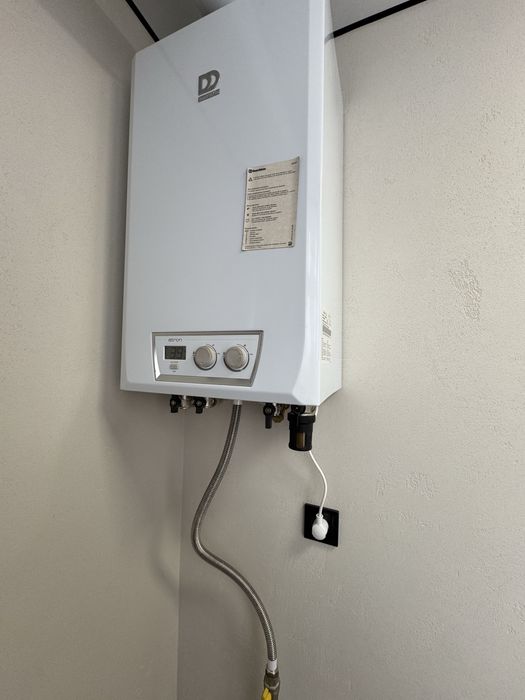 Велика 1-кімнатна квартира видова на Міське Озеро