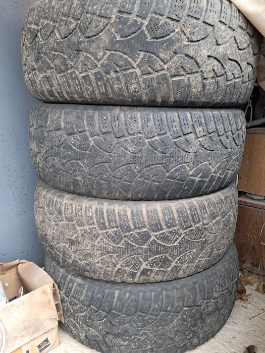 Продом зимову резину