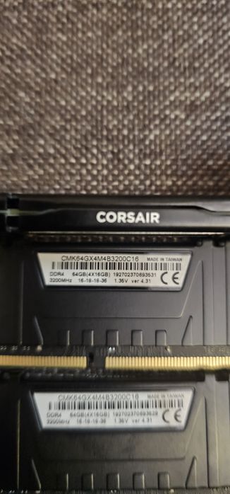 пам'ять DDR4 64GB  (4×16) CORSAIR vengeance LPX