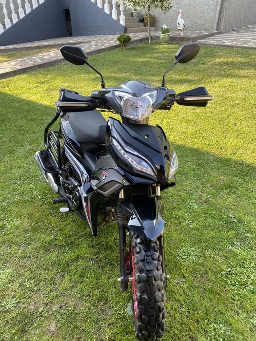 Мотоцикл SPARK модель SP125-4WQ