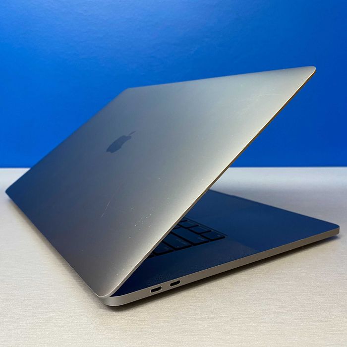 Apple MacBook Pro 16" - A2141 (i7/16GB/512GB SSD/Radeon Pro 5300M 4GB)64284519817218123