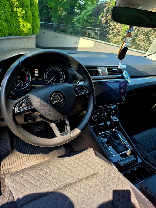 SKODA Superb 2.0 TSI