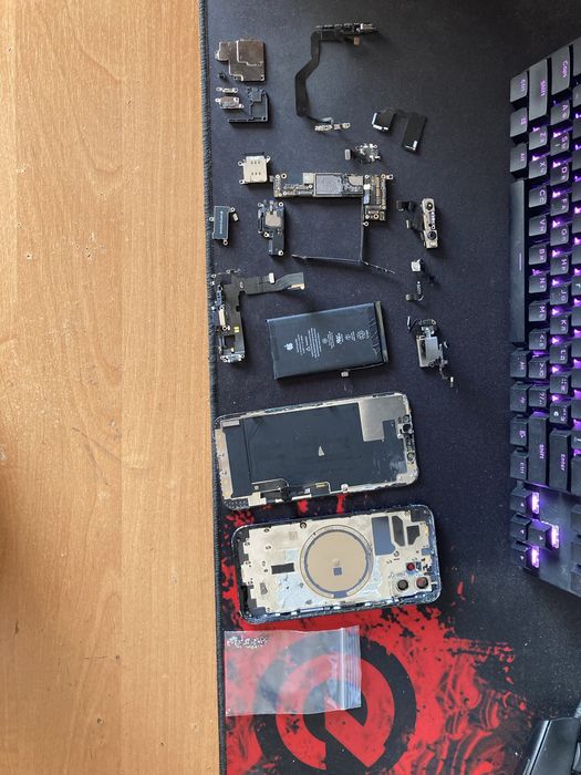 Iphone 12 розбірка