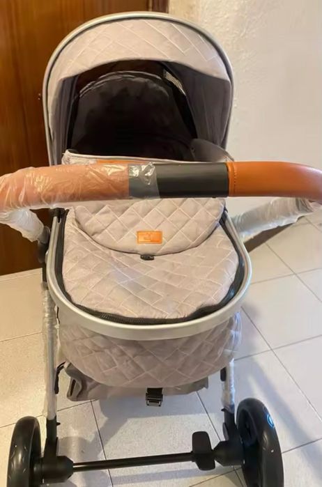 Carrinho bebé 3 em 1 (NOVO EM CAIXA)