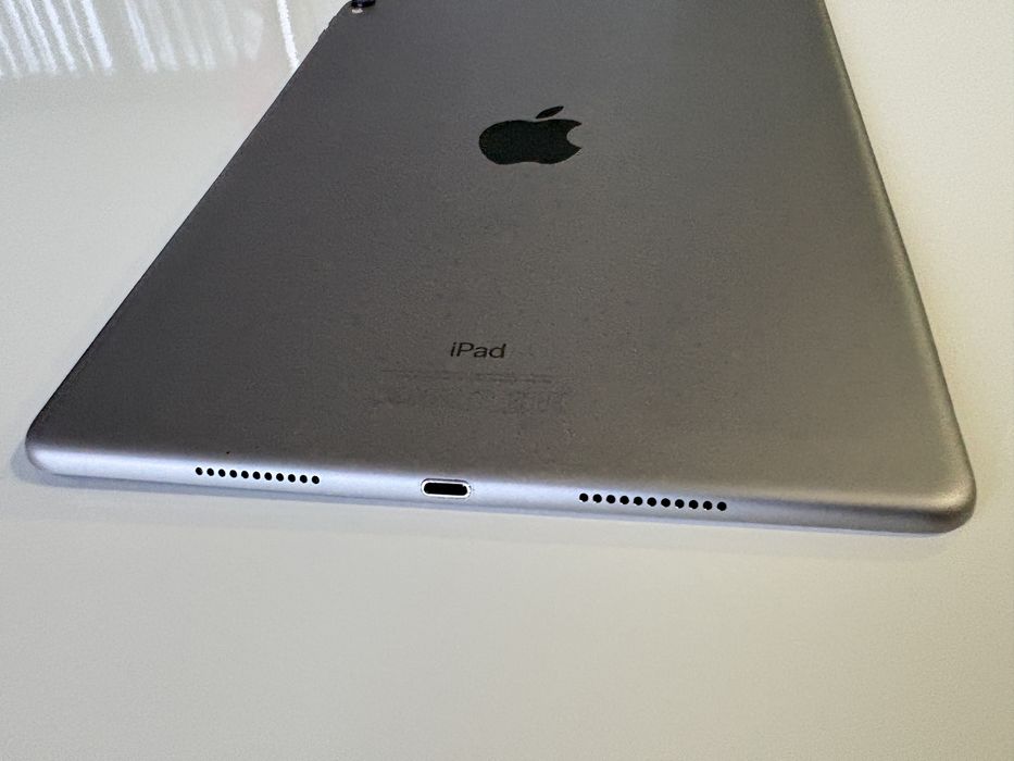 iPad Pro 10.5” (64GB) Wi-Fi