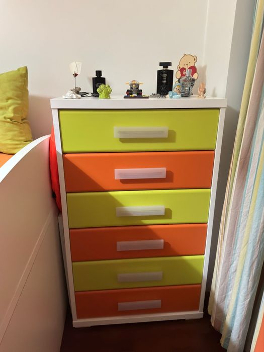 Mobilia de quarto jovem