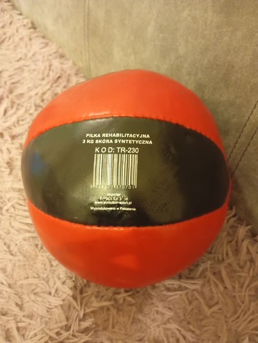 Sprzedam piłkę lekarską 3 kg!!!