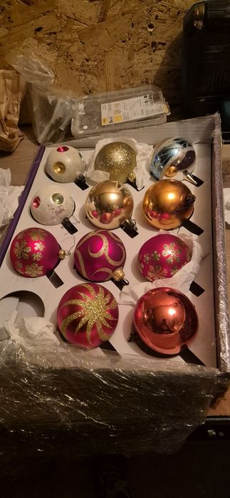 Szpica, bombki i lampki cena za całość