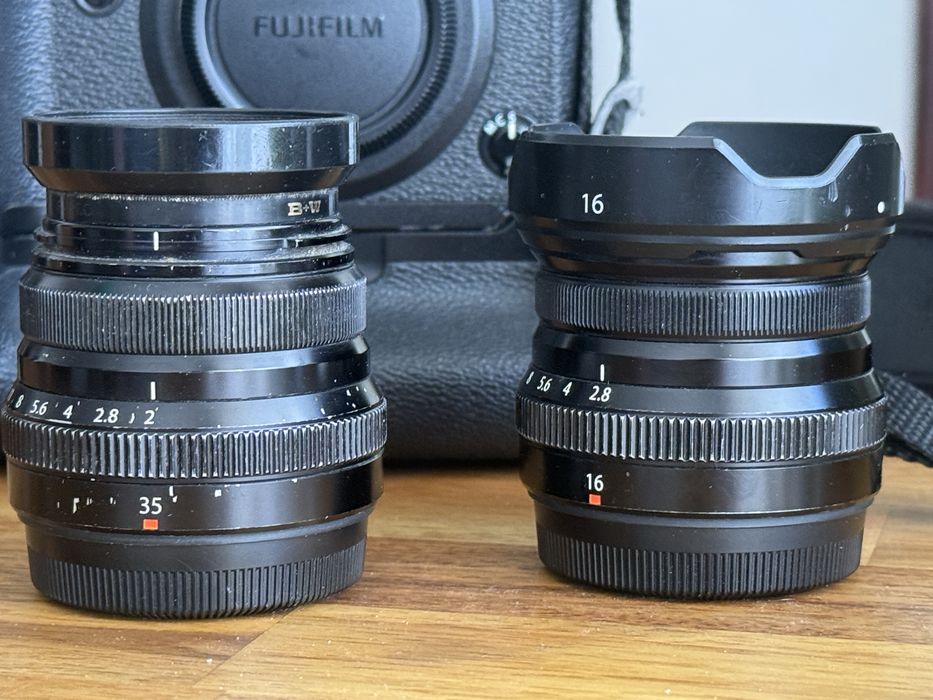 Fujifilm X-H1 + Grip + Fujinon 16mm f2.8 + 35mm f2 (Kit Profissional)