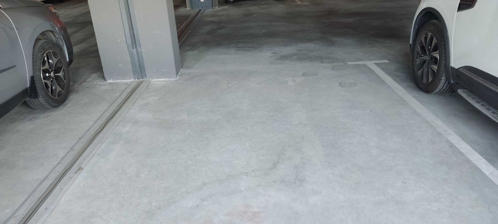 Продам паркомісце ЖК "Галактика"