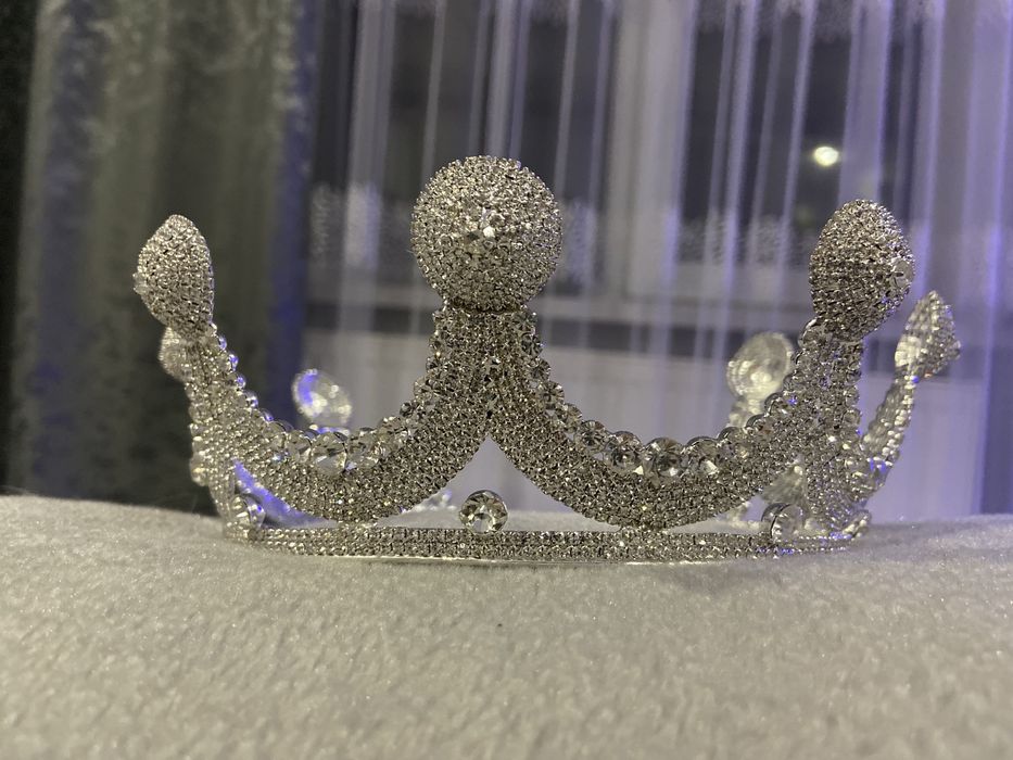 Весільна корона ідеальна бомбічна