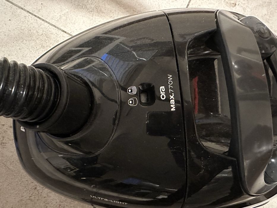 Odkurzacz firmy Amica