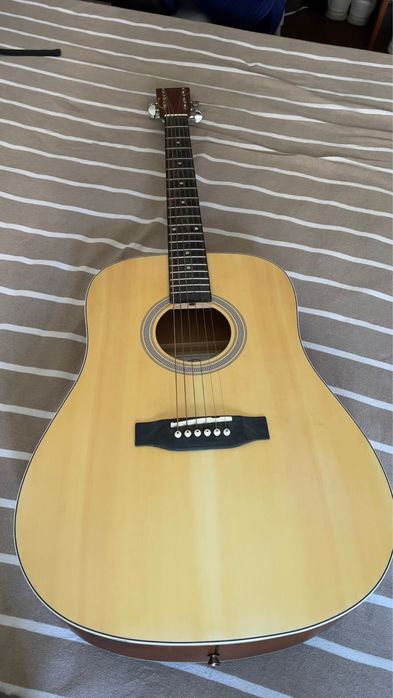 Guitarra acústica