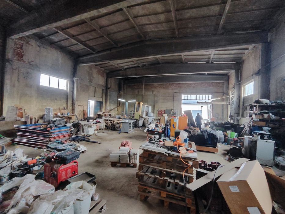 Оренда приміщення під СТО, склад з новим підйомником та  офісом