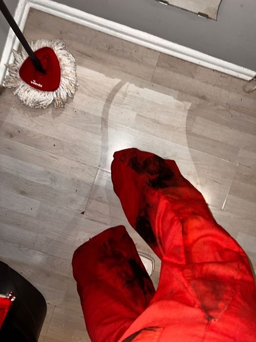 Красные клеш абсайкл