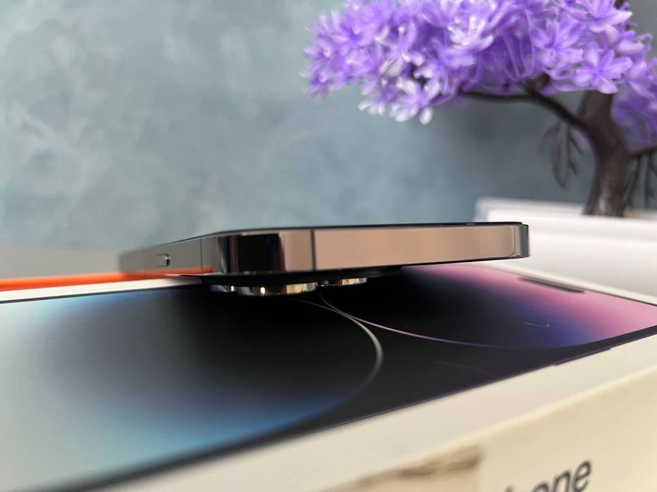 iPhone 14 PRO MAX.